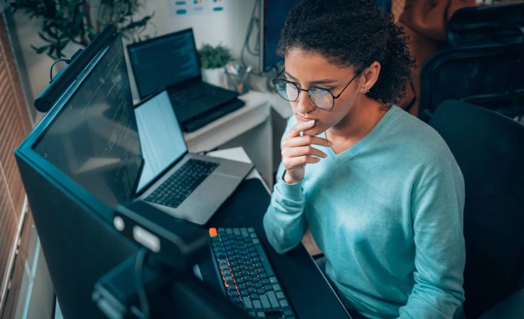 Who Reviews the Robot? Rethinking Code Review When AI Agents Write Your Pull Requests